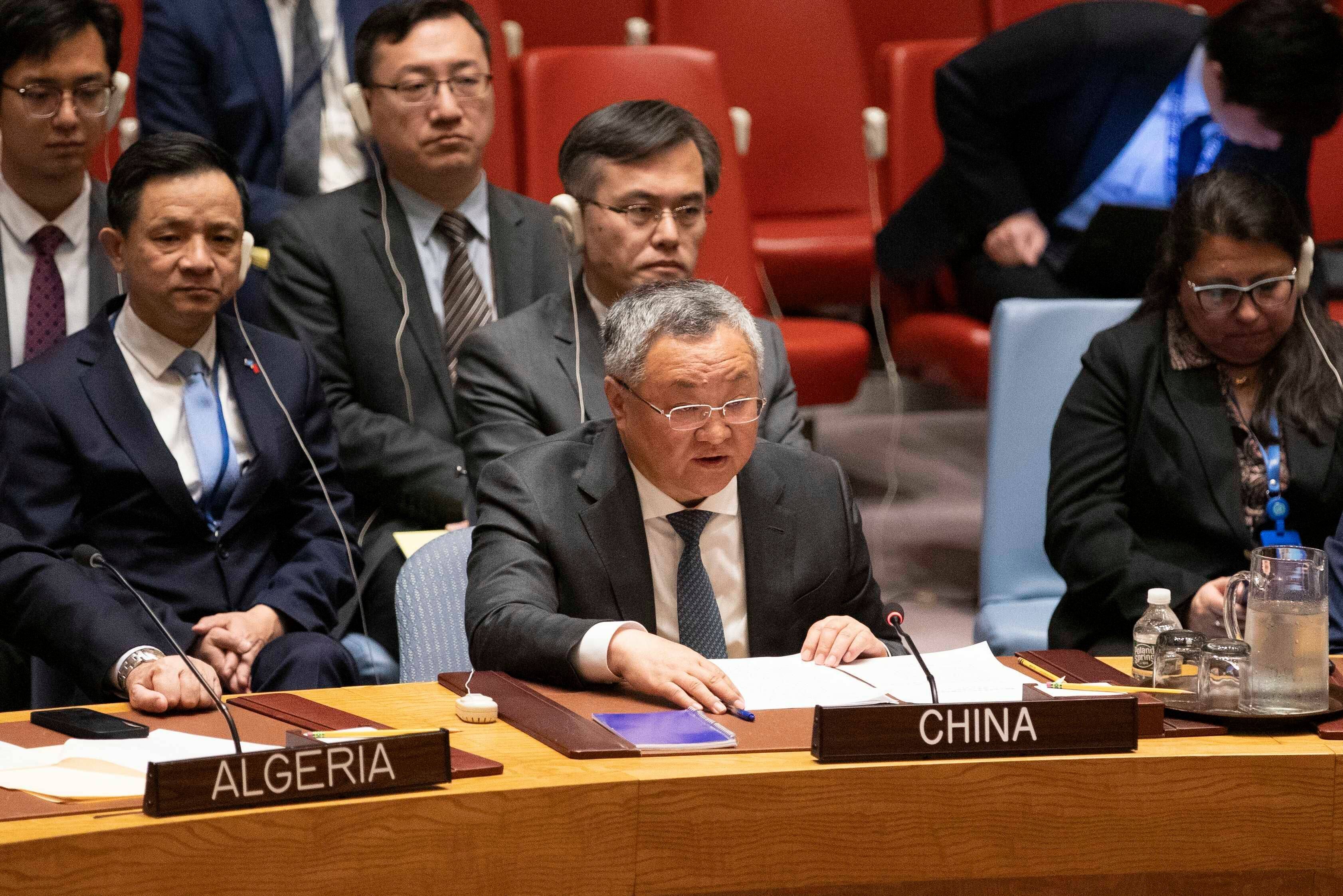 【公告精选】中国铝业2024年预盈120亿至130亿元；汇源通信提示风险