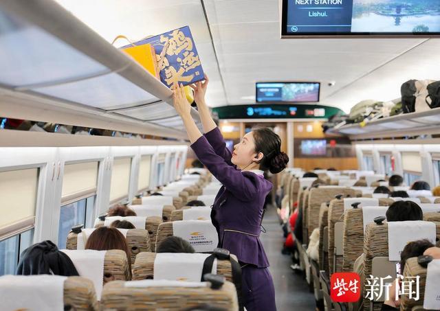 ST中泰大宗交易成交50.00万股 成交额225.00万元
