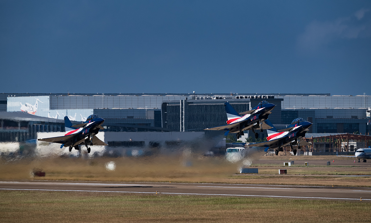 ST中泰大宗交易成交50.00万股 成交额225.00万元