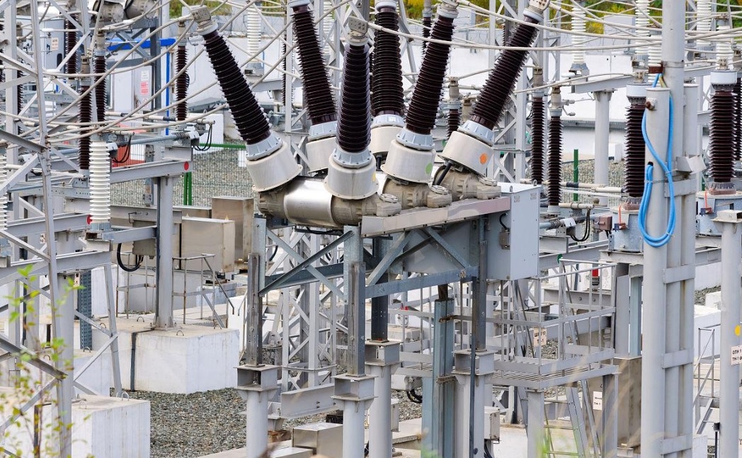 ST中泰大宗交易成交50.00万股 成交额225.00万元