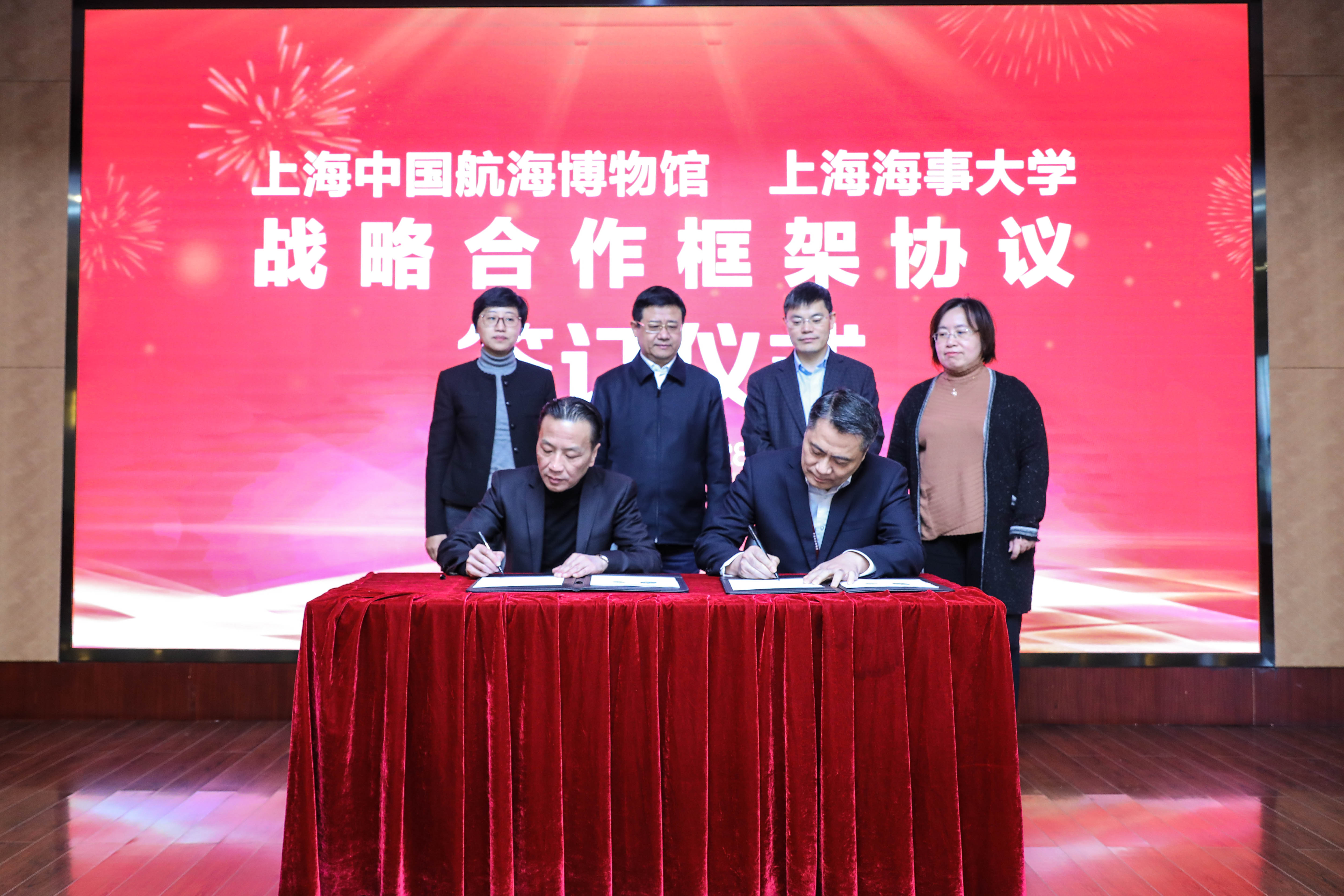 【公告精选】中国铝业2024年预盈120亿至130亿元；汇源通信提示风险