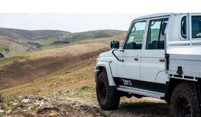 ST中泰大宗交易成交50.00万股 成交额225.00万元