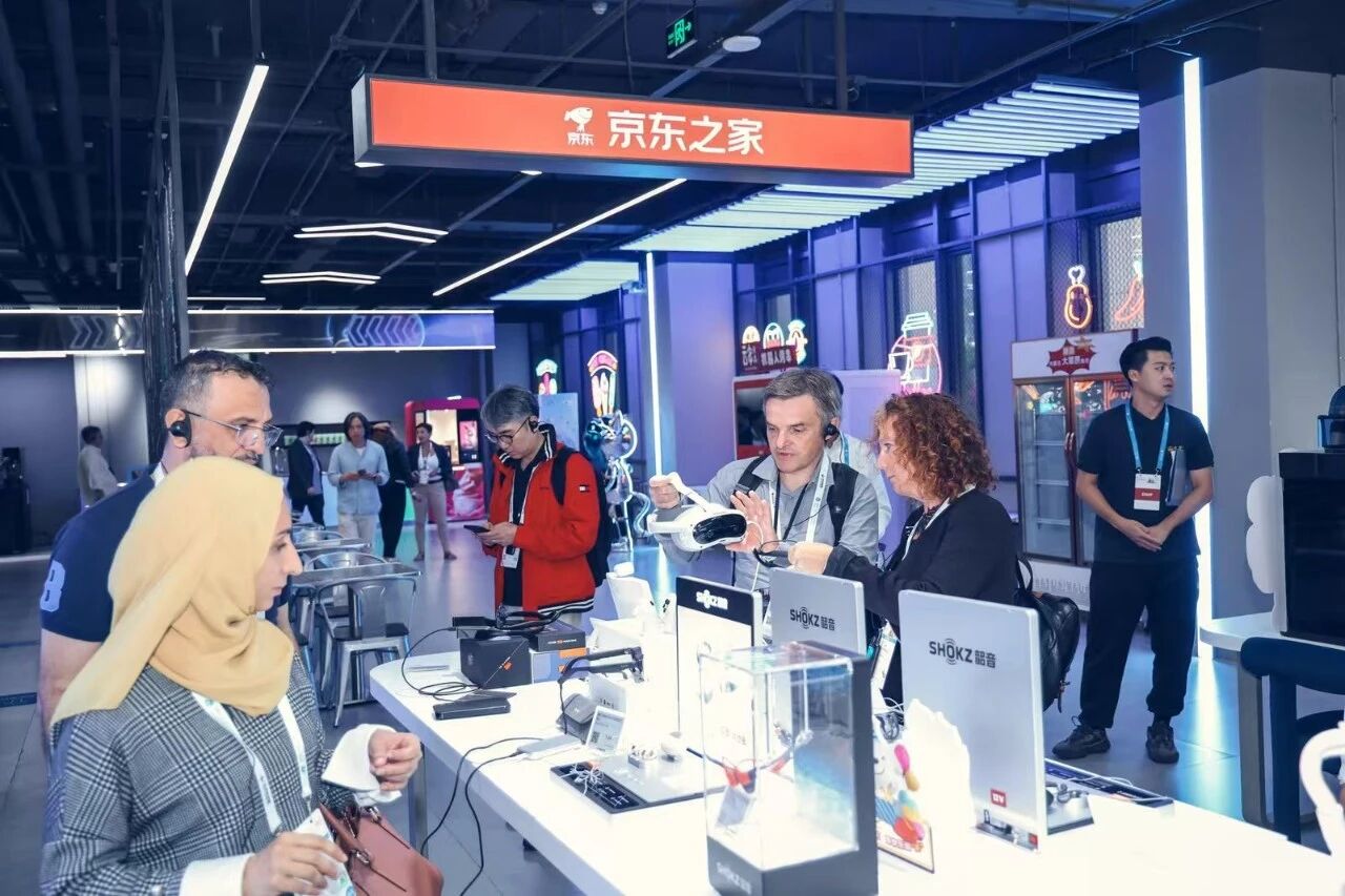 【公告精选】中国铝业2024年预盈120亿至130亿元；汇源通信提示风险