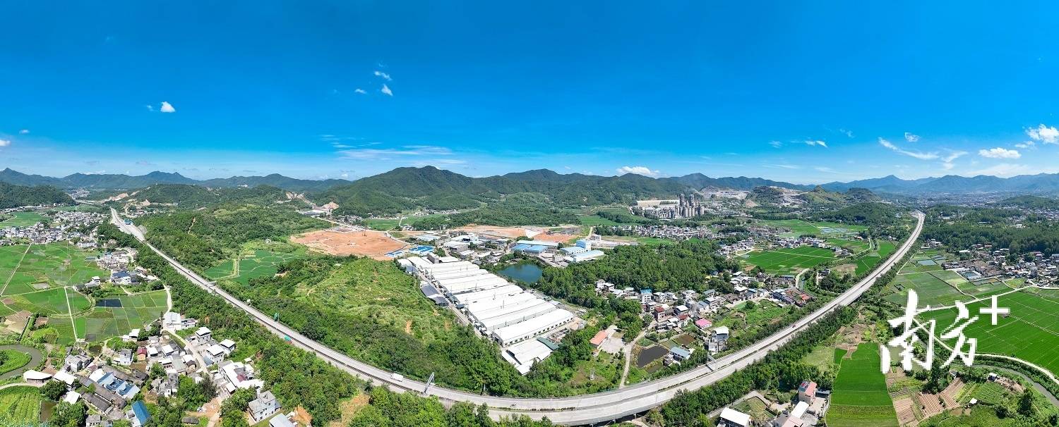 【公告精选】中国铝业2024年预盈120亿至130亿元；汇源通信提示风险