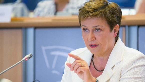 【公告精选】中国铝业2024年预盈120亿至130亿元；汇源通信提示风险