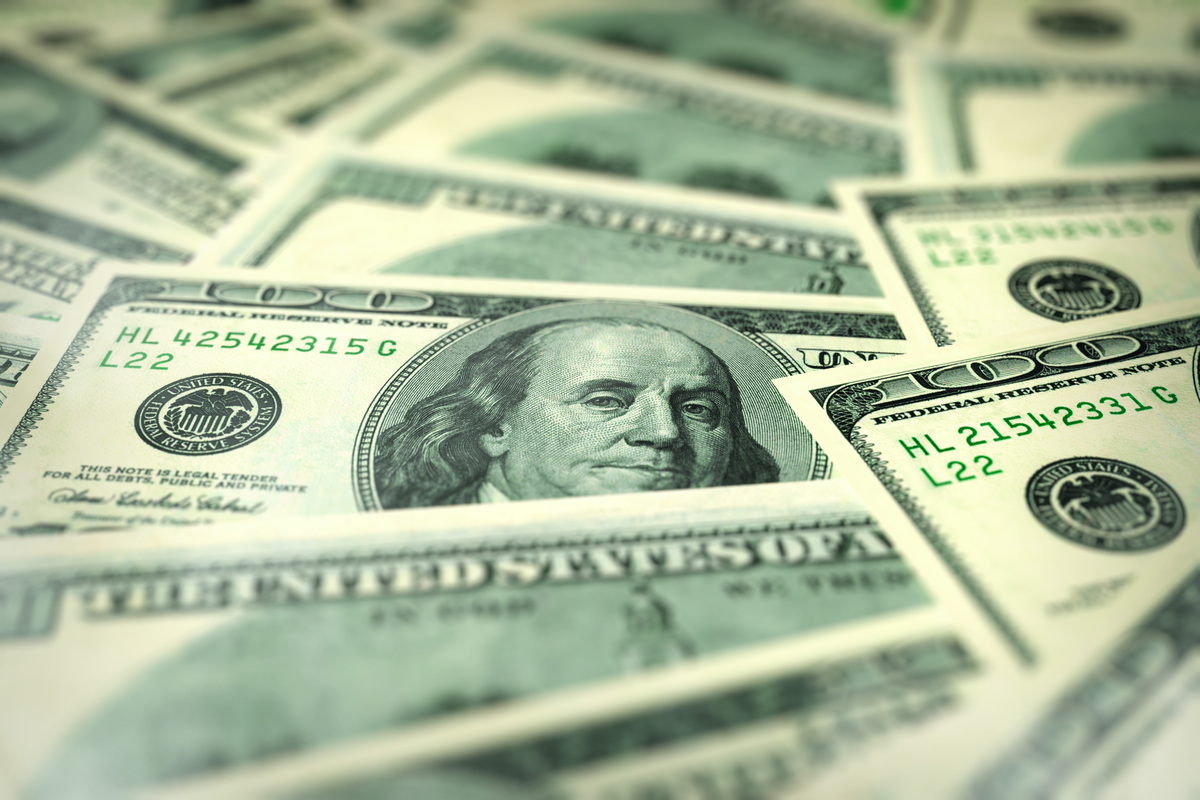 【公告精选】中国铝业2024年预盈120亿至130亿元；汇源通信提示风险