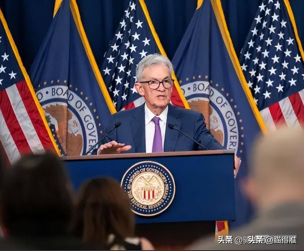 ST中泰大宗交易成交50.00万股 成交额225.00万元